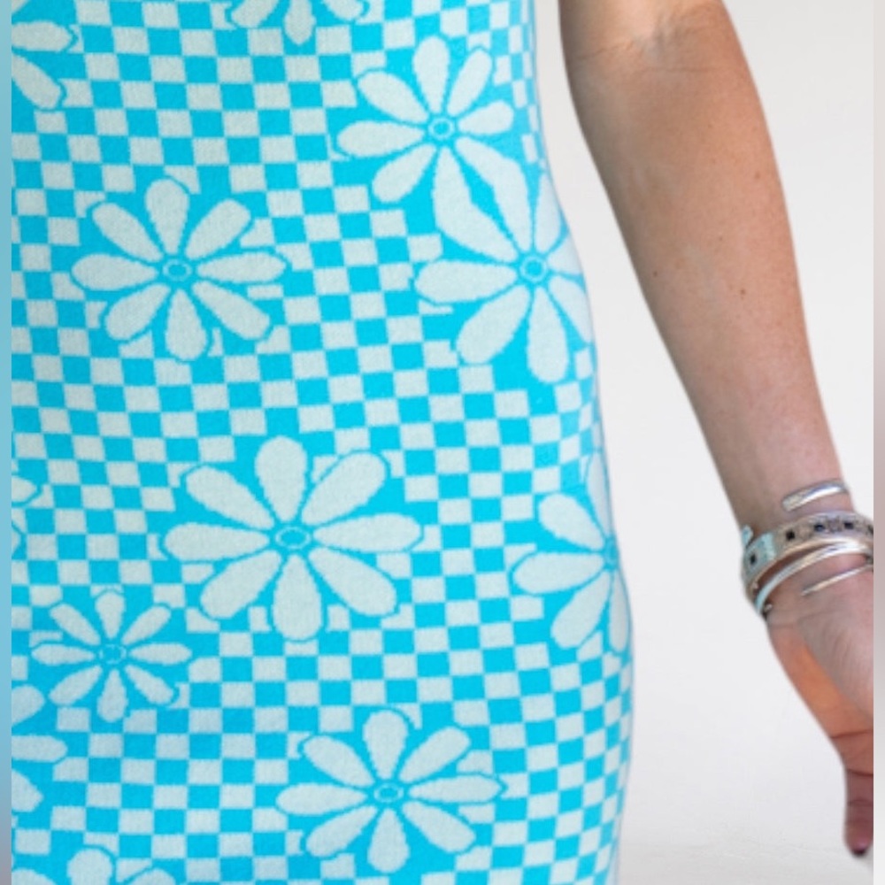 Daisy Checker Print Mini Dress - Picture 3 of 4